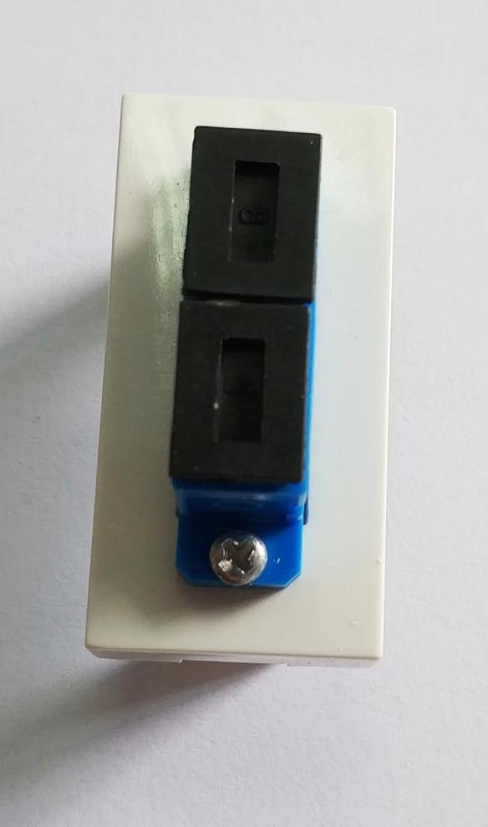 Мрежов аксесоар Лицев панел 22.5х45 мм за оптичен адаптер SC дуплекс или LC Quadна ниска цена с бърза доставка - BestPC.BG