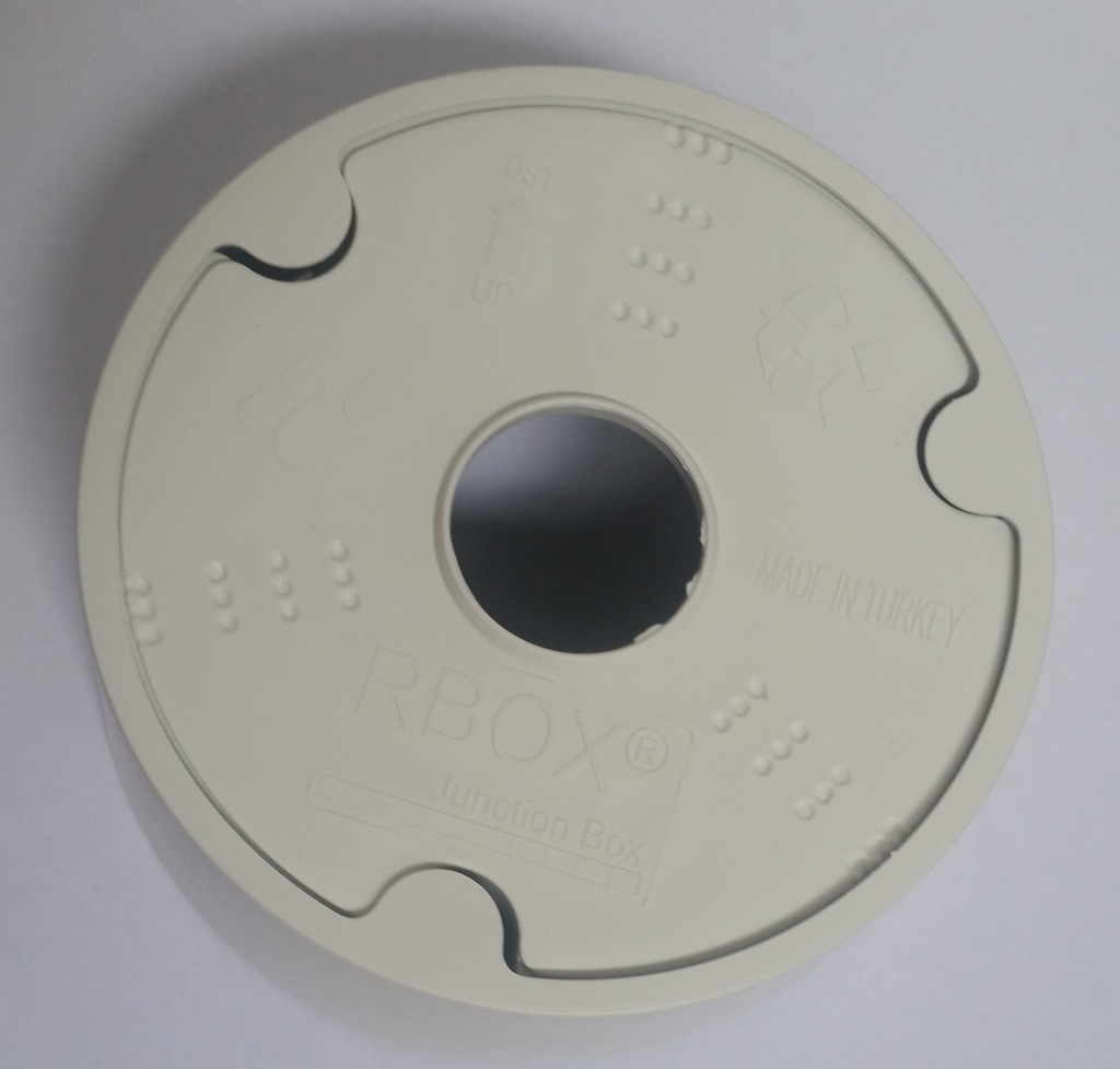 Аксесоар за камера Съединение за куполни камери KK-Boxна ниска цена с бърза доставка - BestPC.BG