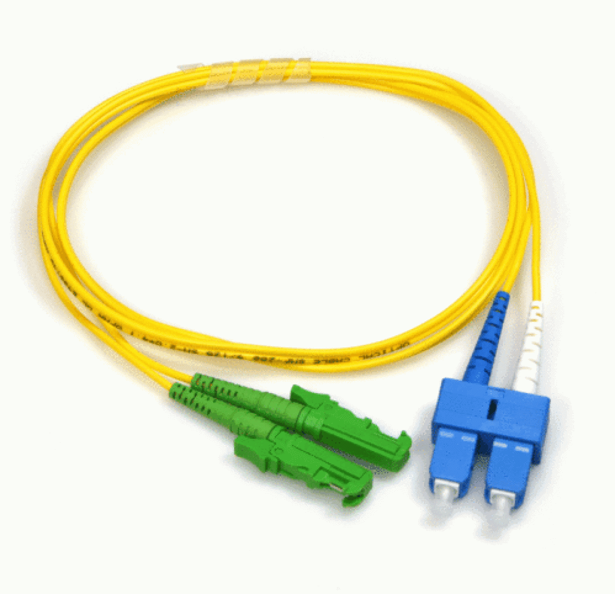 Оптична пач корда E2000-APC-SC-UPC, дуплекс, сингъл мод OS2, 2 мм оптичен пач кабел — 3 метрана ниска цена с бърза доставка - BestPC.BG