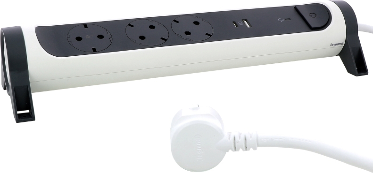 Контакт Разклонител LEGRAND шуко 3x2P+E защита, USB A+C, 1.5мна ниска цена с бърза доставка - BestPC.BG
