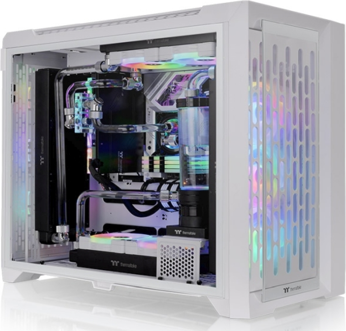 Кутия Thermaltake CTE C750 TG ARGB Snowна ниска цена с бърза доставка - BestPC.BG