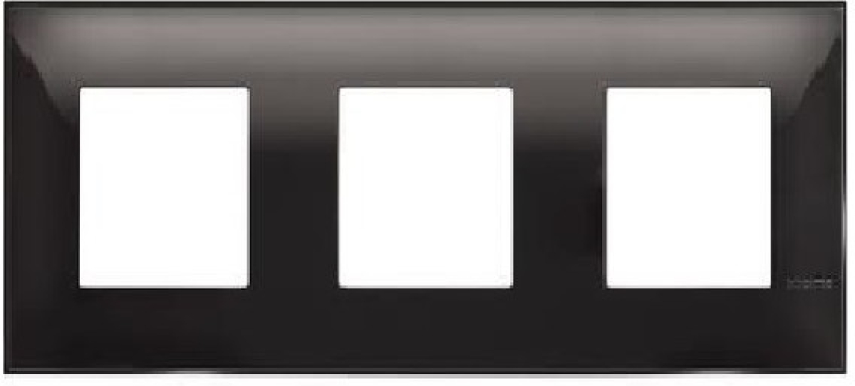 Продукт Тройна рамка Bticino Classia, чернона ниска цена с бърза доставка - BestPC.BG