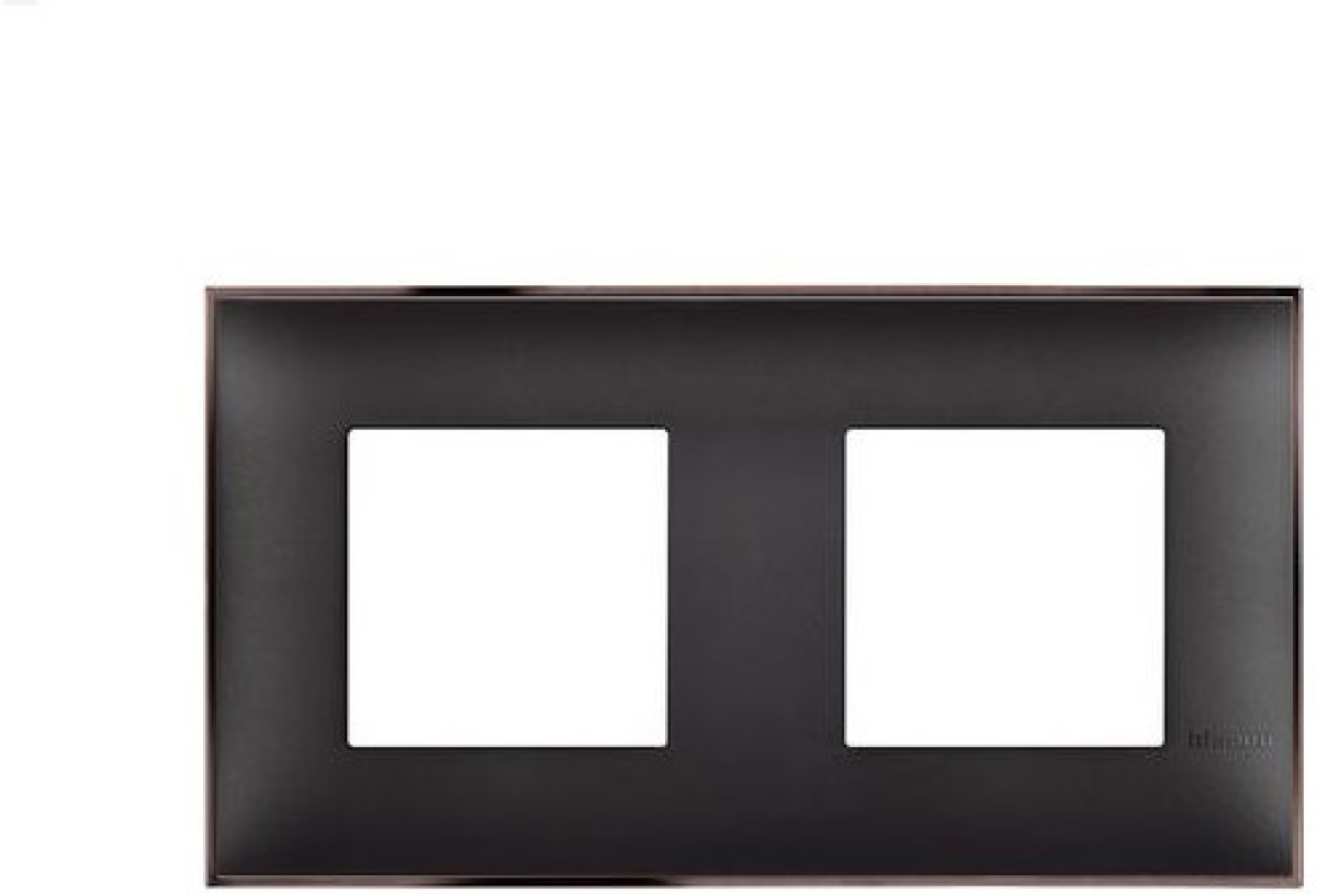 Продукт Двойна рамка Bticino Classia, черно със никелна ниска цена с бърза доставка - BestPC.BG