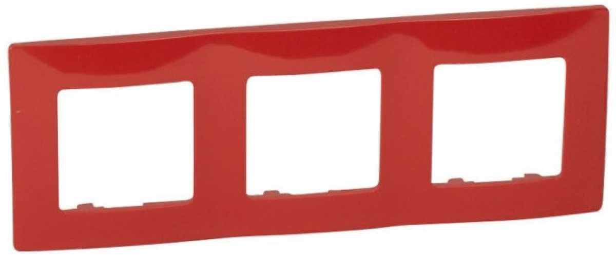 Продукт Тройна рамка Legrand Niloe, червенна ниска цена с бърза доставка - BestPC.BG