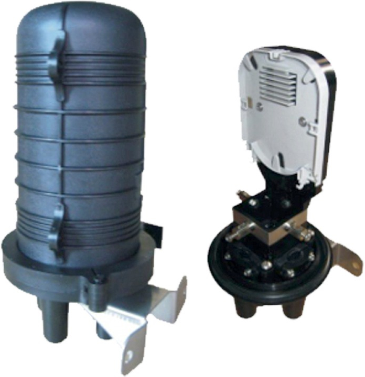 Оптична муфа за максимум 48 влакна с 1 овален и 3 кръгли порта, Conneuна ниска цена с бърза доставка - BestPC.BG