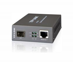 Медия конвертор Конвертор TP-LINK MC220L, 10/100/1000Mbps RJ45 към 1000Mbps SFP слот
