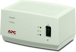 Стабилизатор на напрежение APC Automatic Voltage Regulator 1200VA
