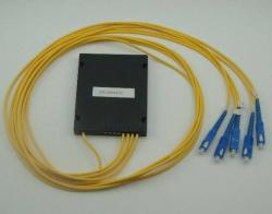 Оптичен сплитер Оптичен сплитер PLC 1x4 с SC-UPC конектори