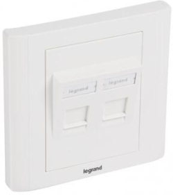 Розетка 2ХRJ45 празна FM наклонена - Legrand Linkeo C 632797