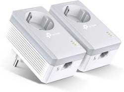 Пауърлайн продукти TP-Link TL-PA4010P KIT 2 бр с изведен контакт