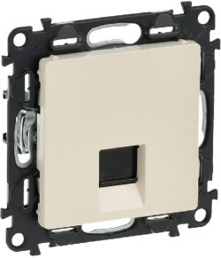 КОМПЮТЪРНА РОЗЕТКА RJ45 CAT 6. UTP VALENA LIFE LEGRAND - КРЕМ
