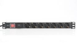 Контакт за шкаф DIGITUS DN-95407 за 19" шкаф, с ключ, 7- гнезда Shuко, защита от пренапрежение, 45°, 16A, 3,6 kVA, 2.0 м, черен
