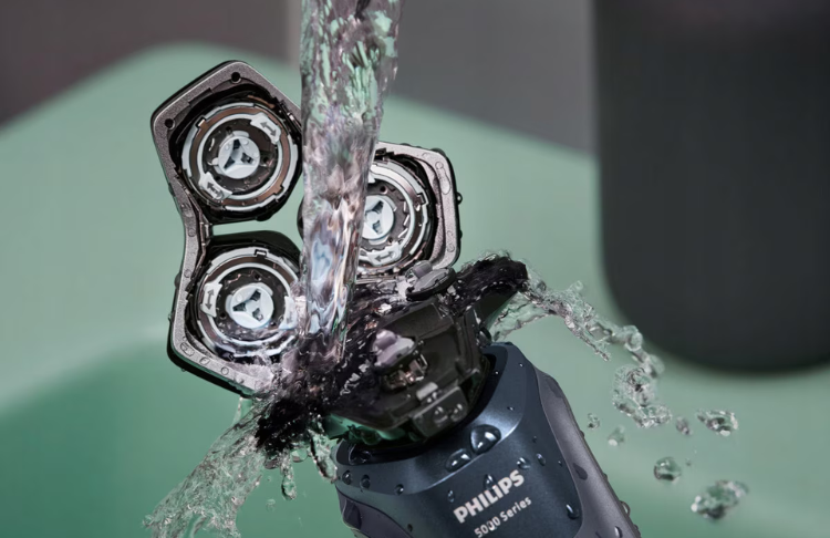 philips-shaver-series-7000-wet-dry-steelprecision-blades-skiniq-395603