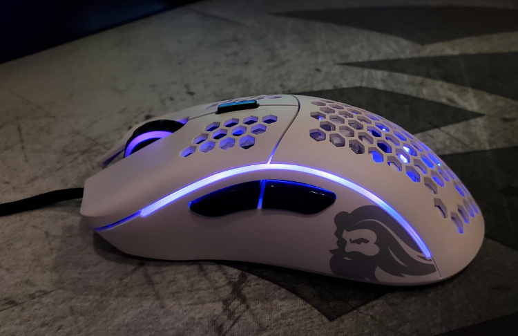 gaming-mouse-glorious-model-d-white-characteristics