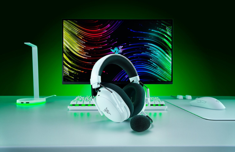razer-blackshark-v3-pro-white-gaming-headset-460012